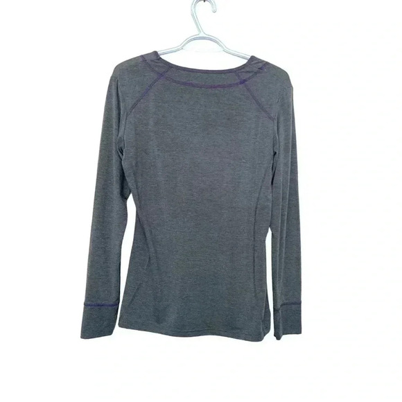 Second  Skin long sleeve, lightweight, athletic shirt - Picture 3 of 7